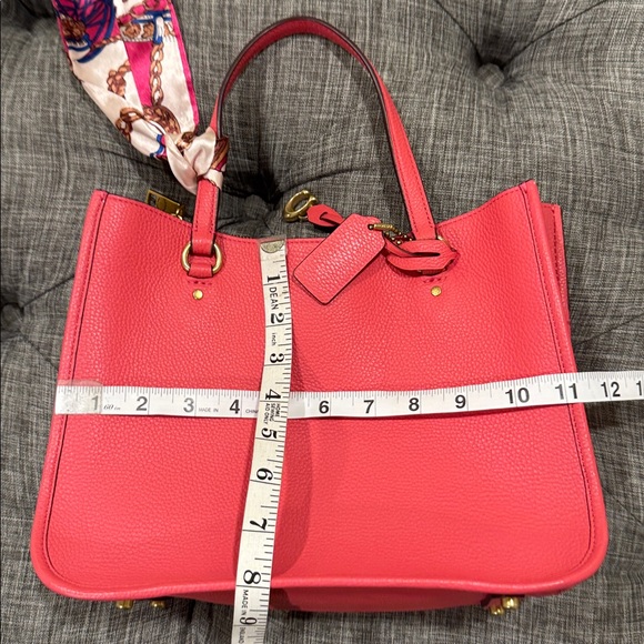 Coach Bag Tyler Carryall 28 Pink Small Tote - Picture 17 of 17